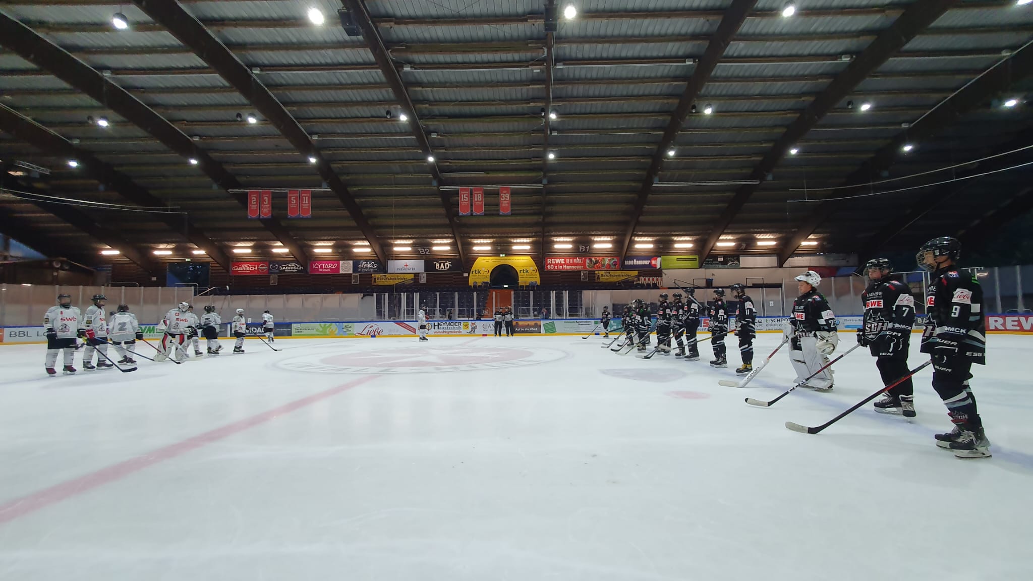 Erstes Saisonspiel der U15 ESC Wedemark Scorpions e.V.